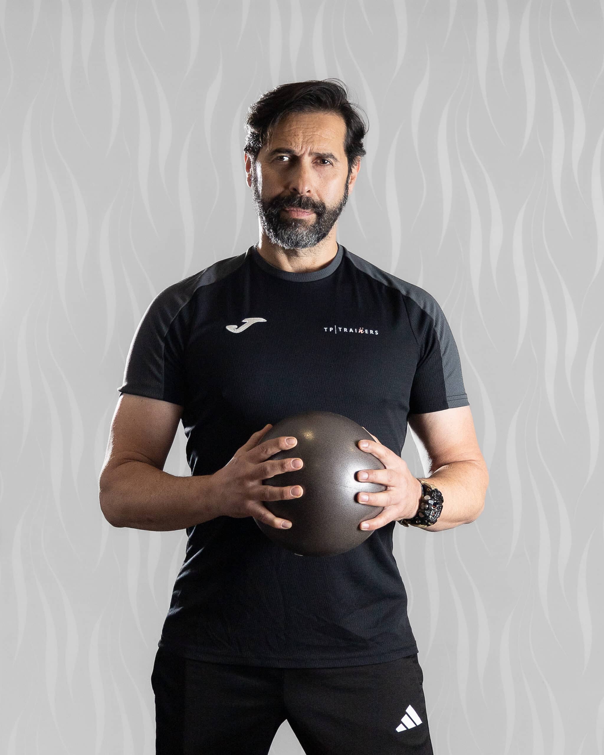 Fernando Chamberi, entrenador personal en Oviedo